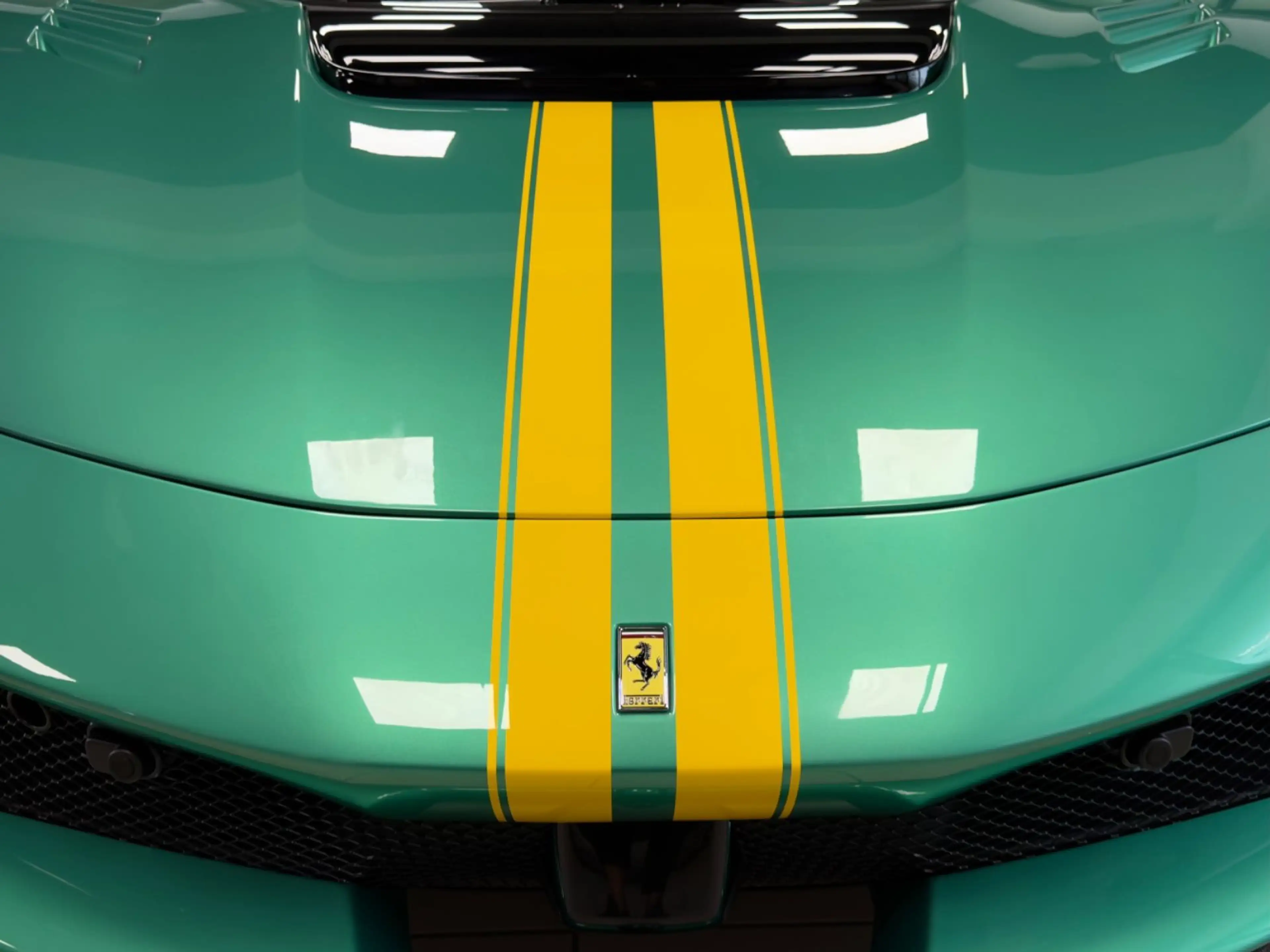 Ferrari 296 GTB 296 SPECIALE VERDE NÜRBURGRING FULL CARBON READY — photo 11