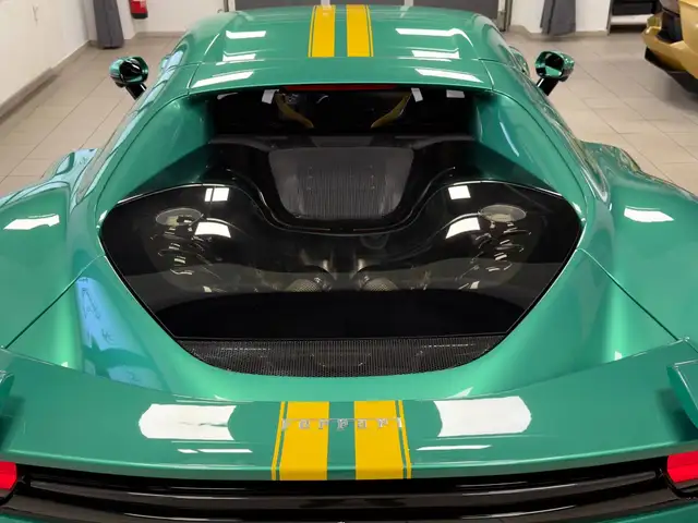 Ferrari 296 view 21