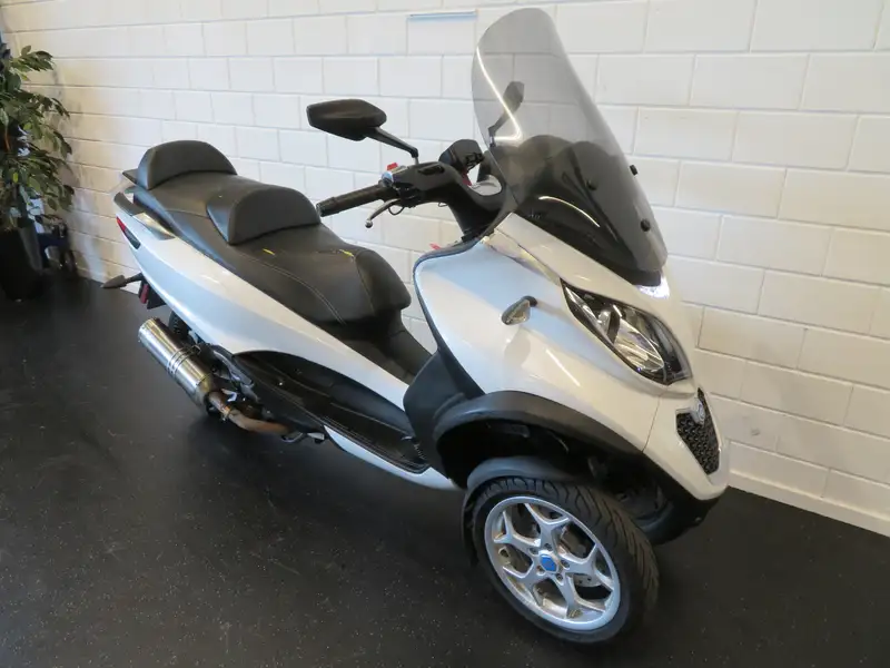 Piaggio MP3 500 - foto 2
