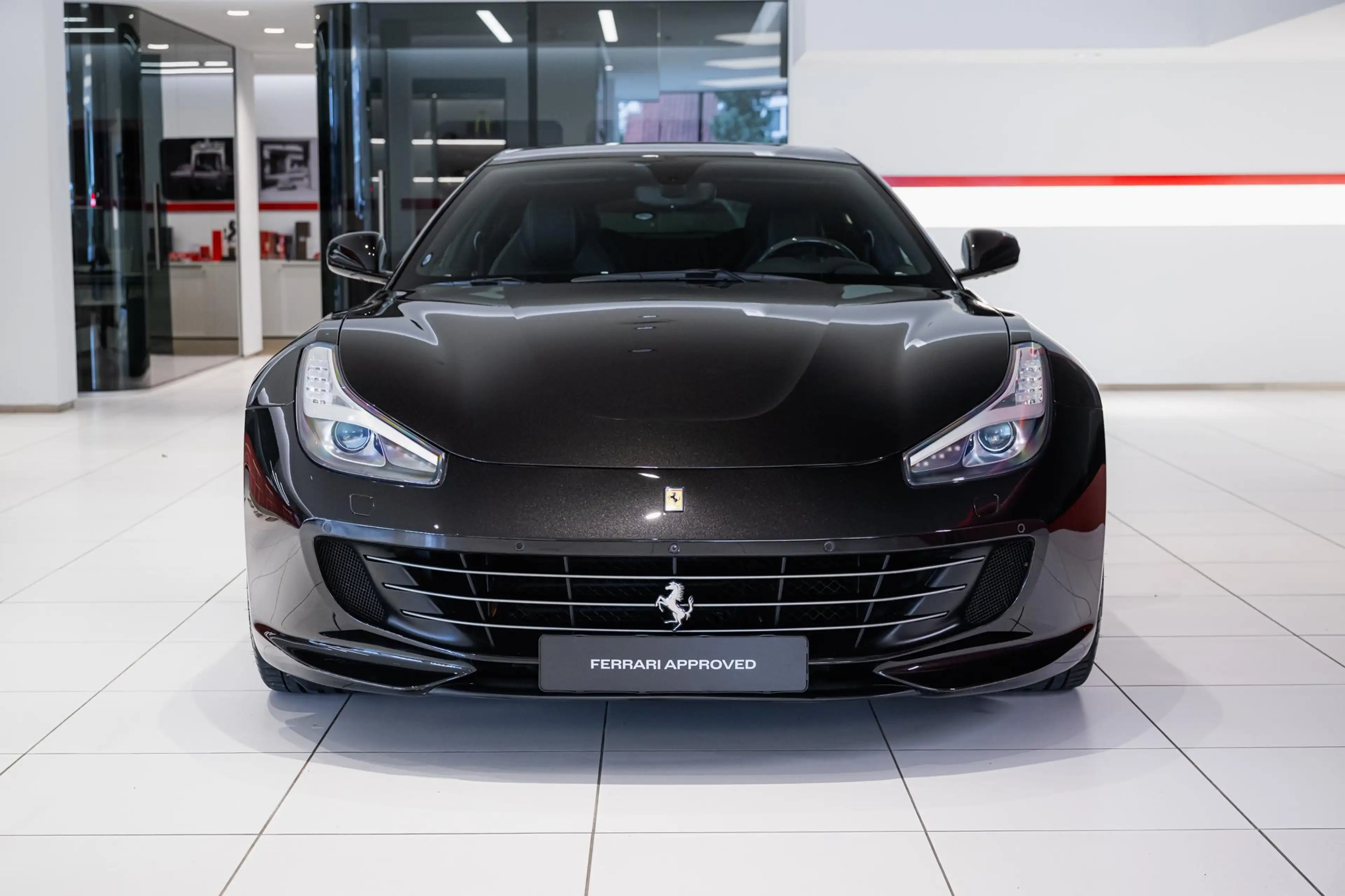 Ferrari GTC4 Lusso GTC4Lusso T - Kroymans Ferrari — photo 3