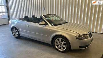 Cabriolet 2.4 V6 Automaat