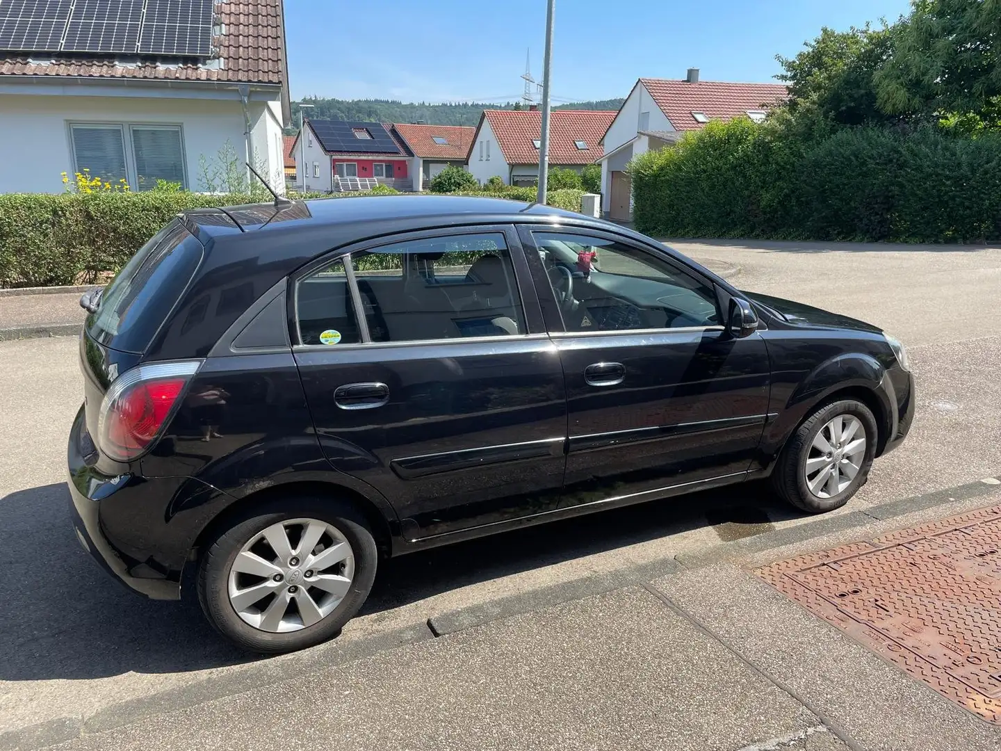 Kia Rio Rio Fließheck 1.4 Spirit Schwarz - 2