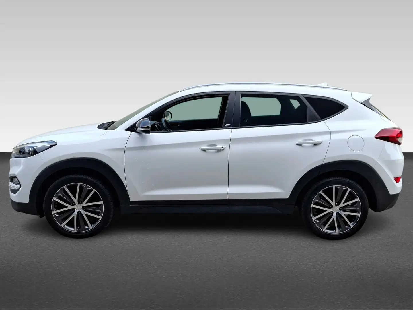 Hyundai TUCSON 1.6 T-GDi Comfort 4WD | Trekhaak Wit - 2