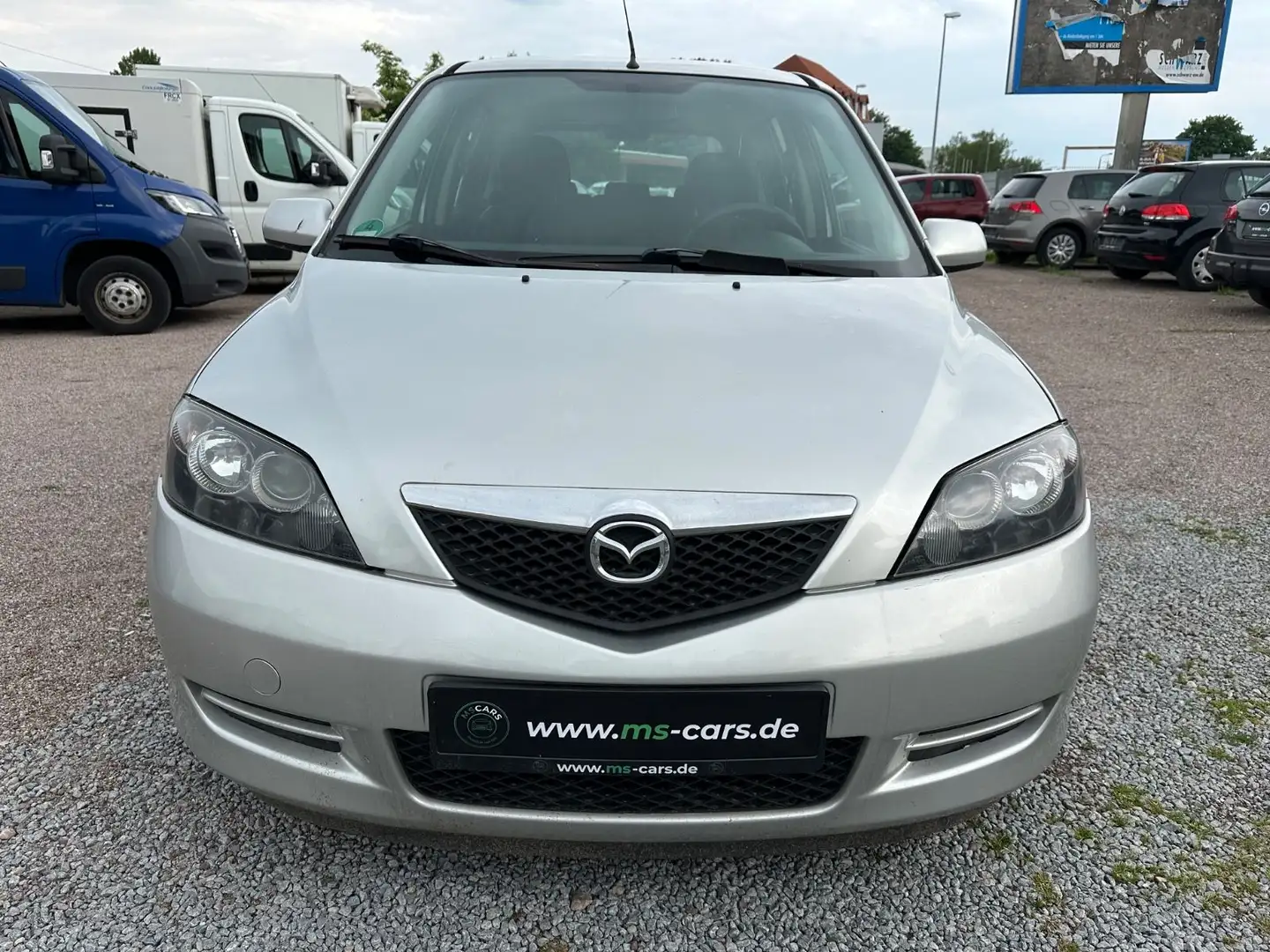 Mazda 2 1.4 Active *TÜV 03.2026* Zilver - 2