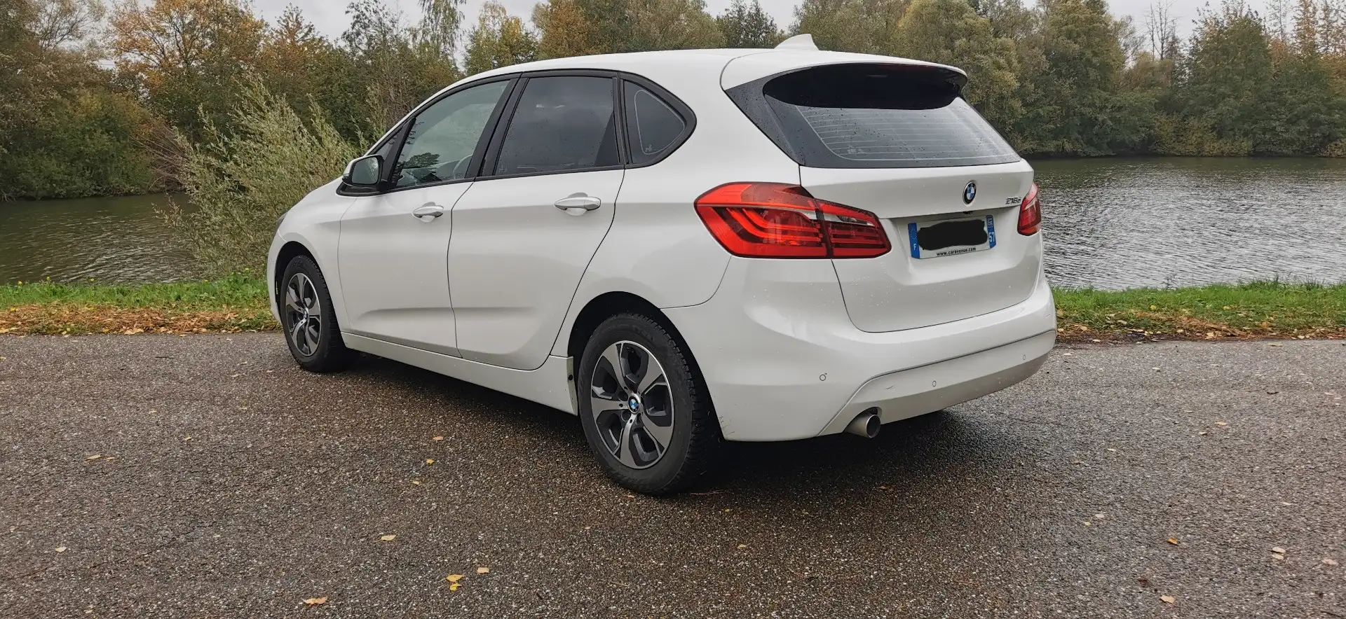 BMW 218 Gran Tourer 218d 150 ch Business Design A - 2