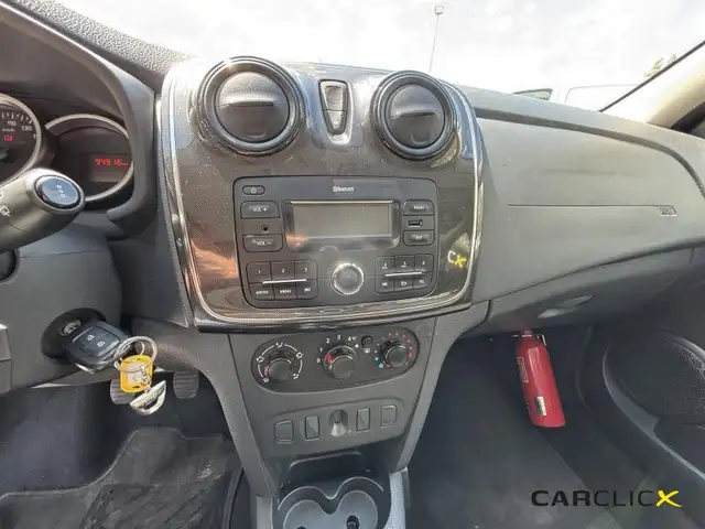 Dacia Sandero view 14