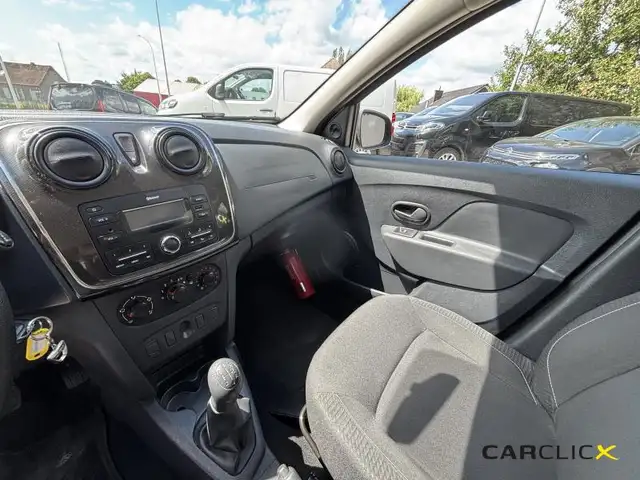 Dacia Sandero view 13