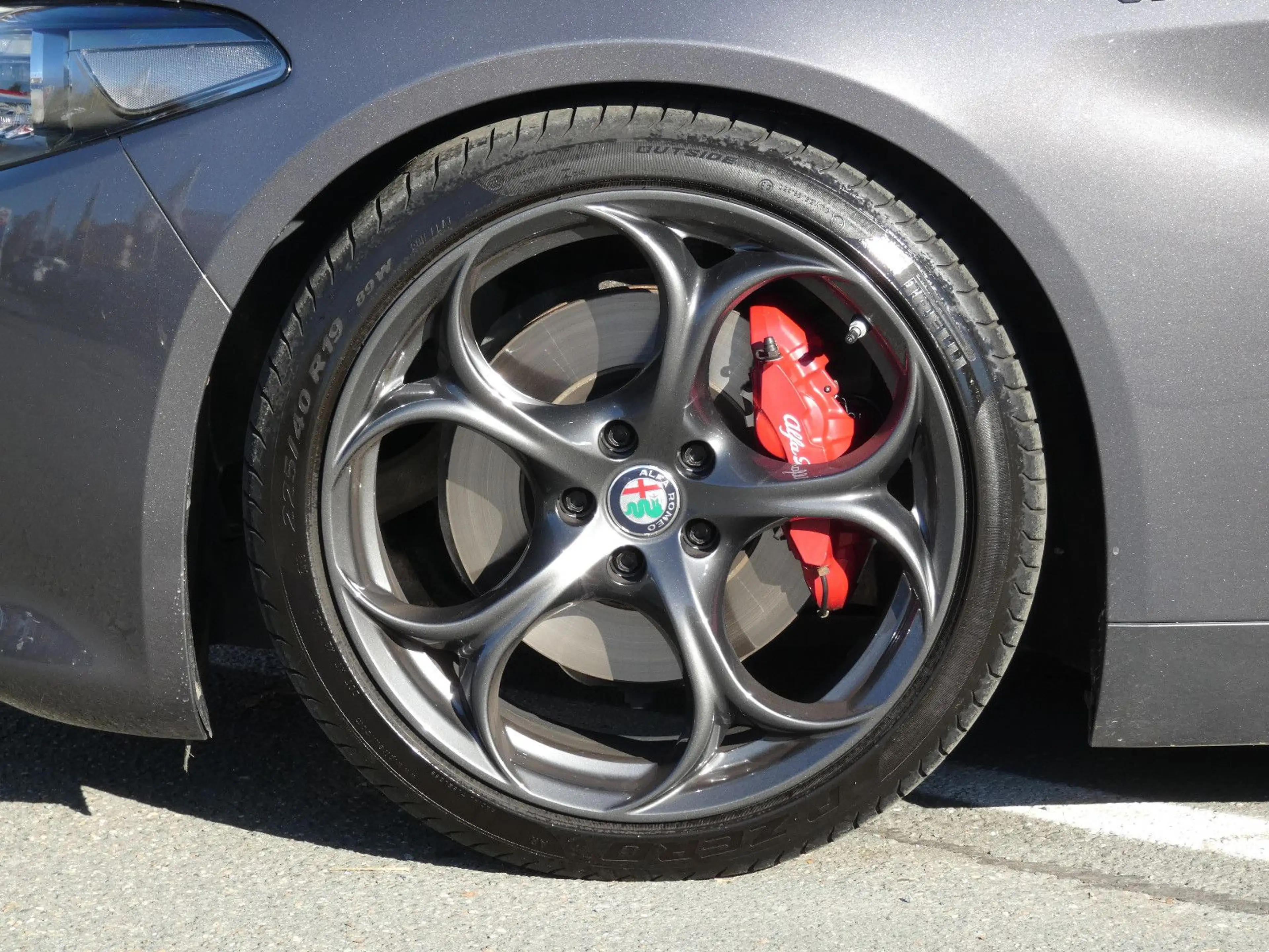 Alfa Romeo Giulia Veloce Q4 CARBON LEDER 19" Quadrifoglio — photo 11