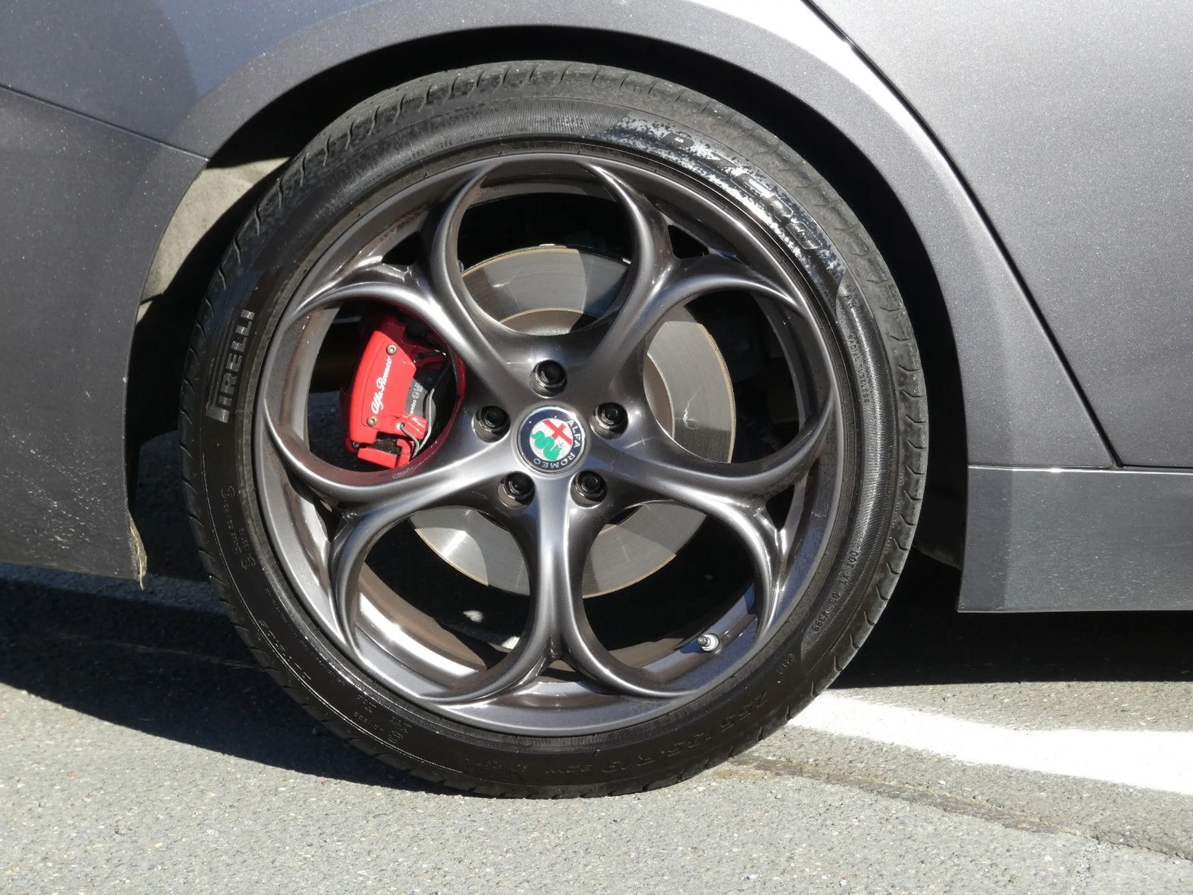 Alfa Romeo Giulia Veloce Q4 CARBON LEDER 19" Quadrifoglio — photo 14