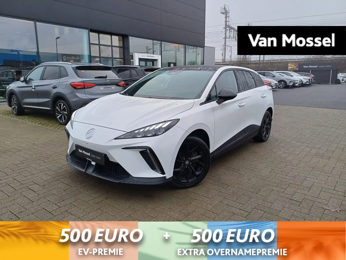 MG MG4 Electric Luxury - 64kWh - 435km + Set zomer banden Blanc - 1