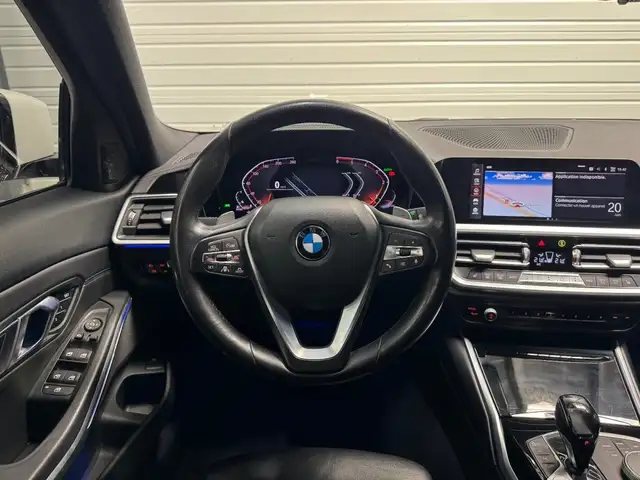 BMW 3 Series view 11