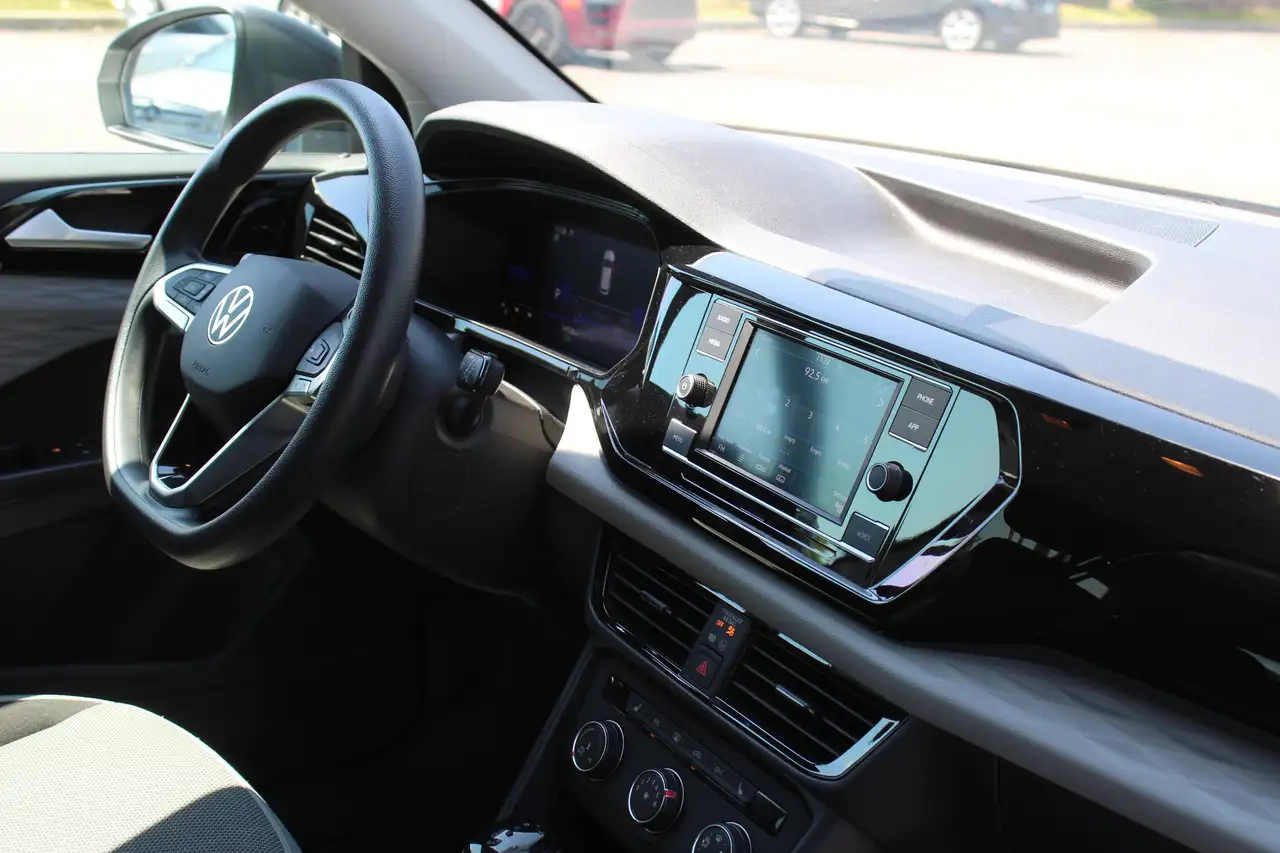 Volkswagen Taos снимка Volkswagen Taos