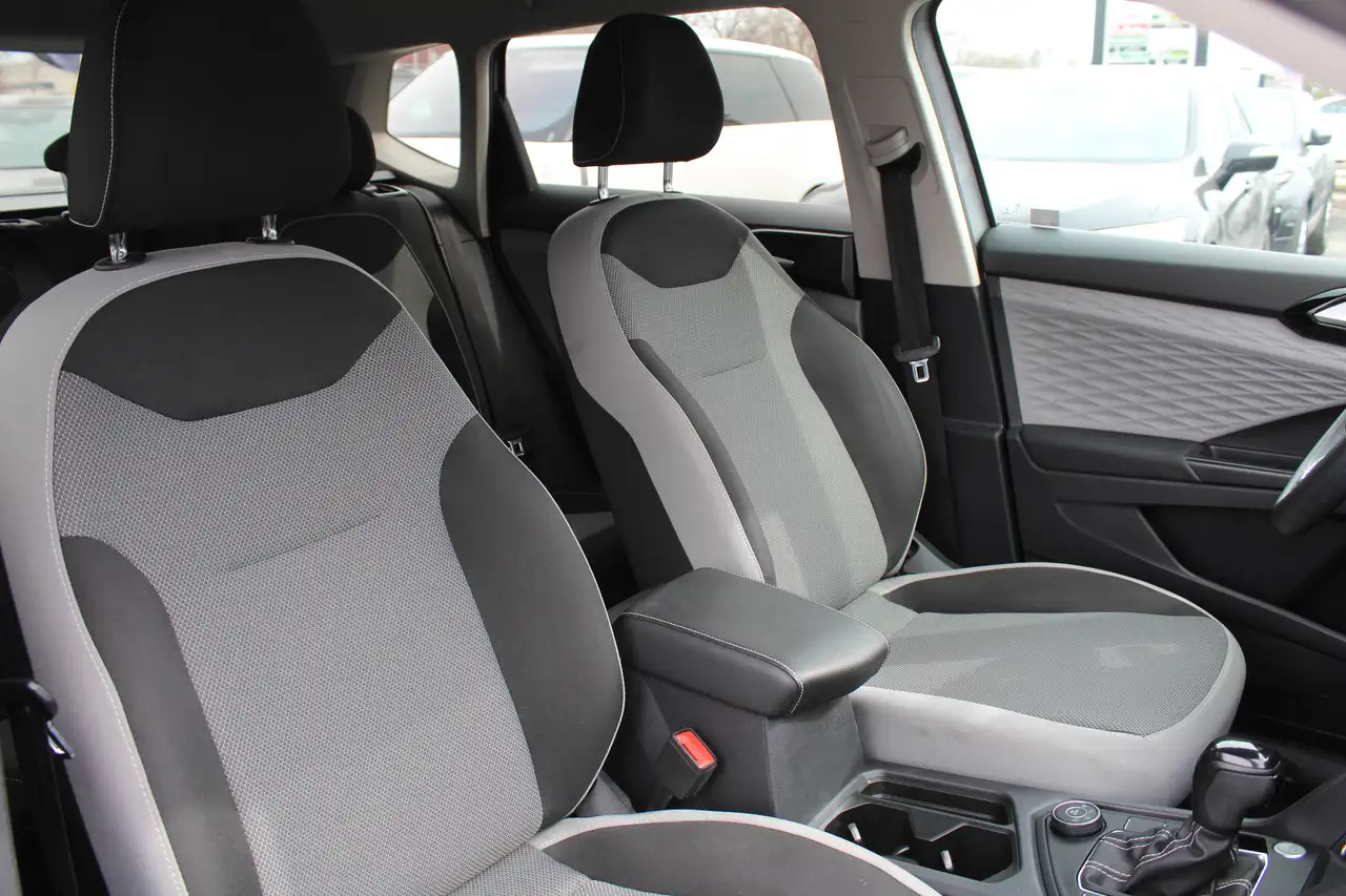 Volkswagen Taos снимка Volkswagen Taos
