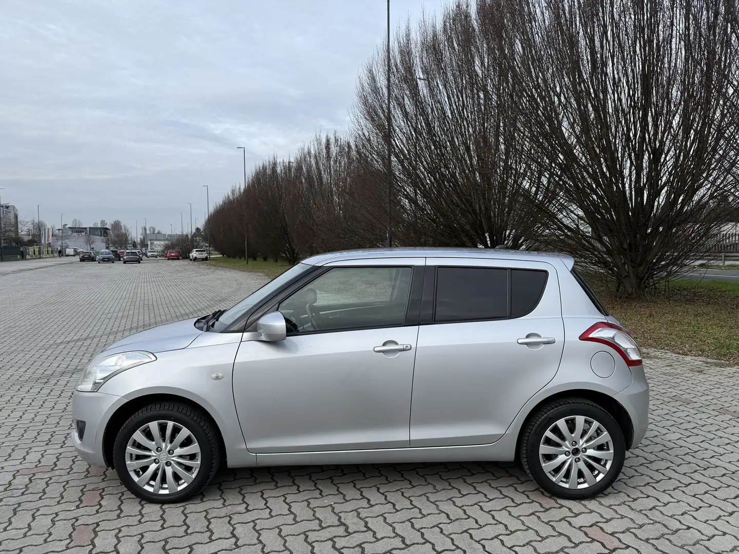 Suzuki Swift 5p 1.2 vvt GL Top 4wd - 2