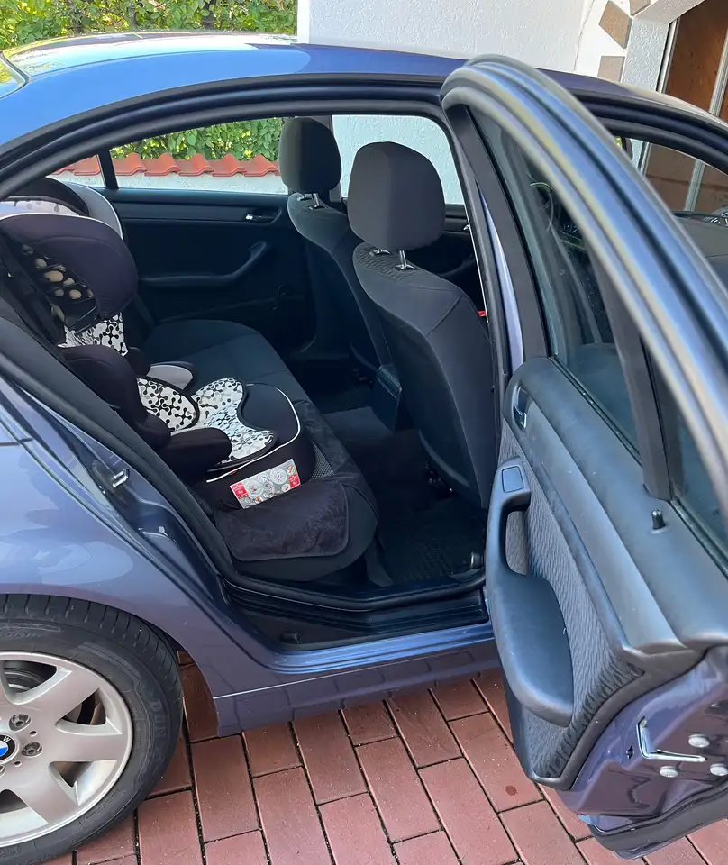 BMW 318i, foto 11
