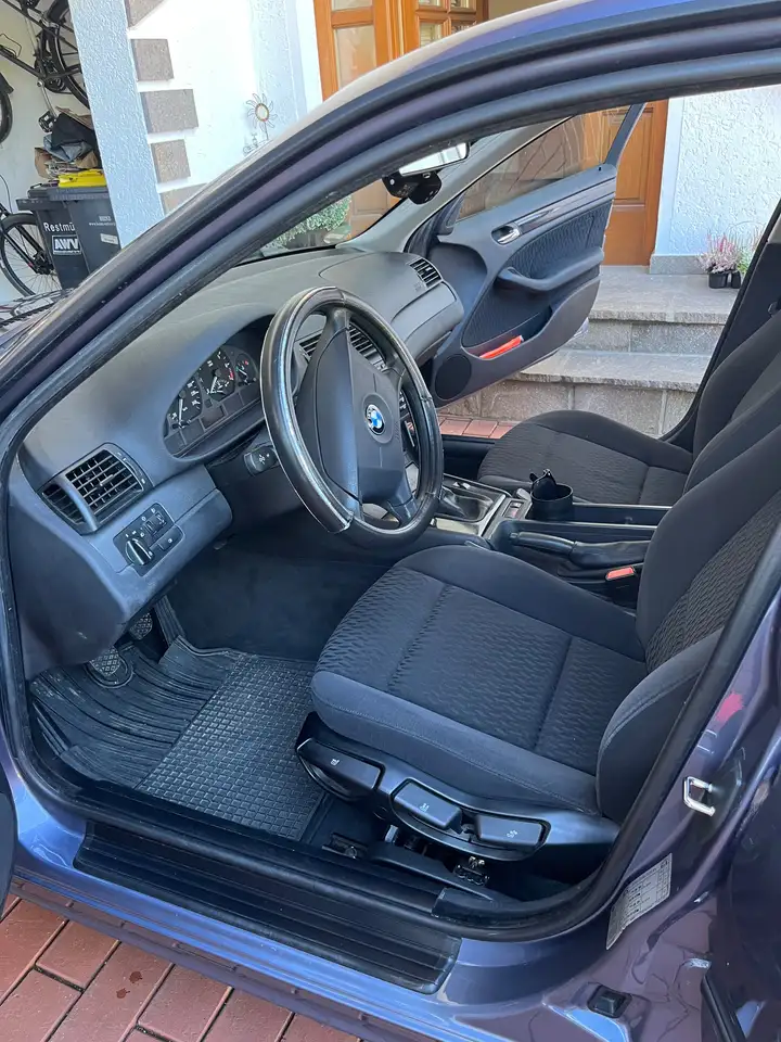 BMW 318i, foto 12