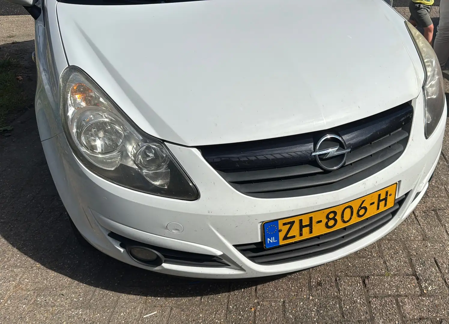 Opel Corsa Corsa 1.4-16V 111 Edition Wit - 2