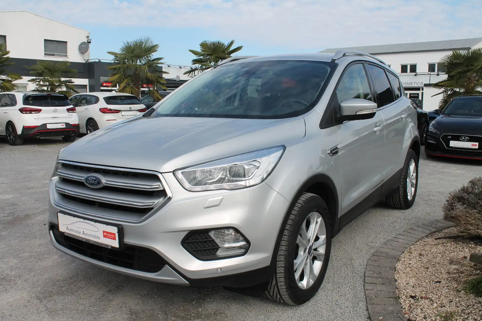 Ford Kuga Autom., Kamera, LED, AHK, el. Heckklappe Silber - 2