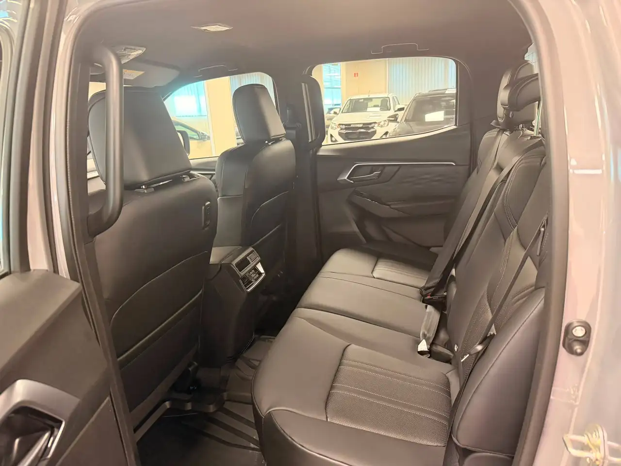 Isuzu D-Max 2026 — фото 11