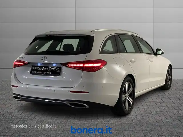 Mercedes-Benz C-Class view 3