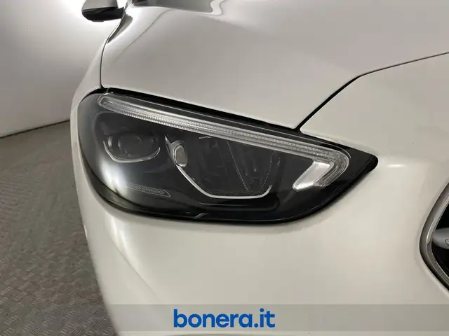 Mercedes-Benz C-Class view 8