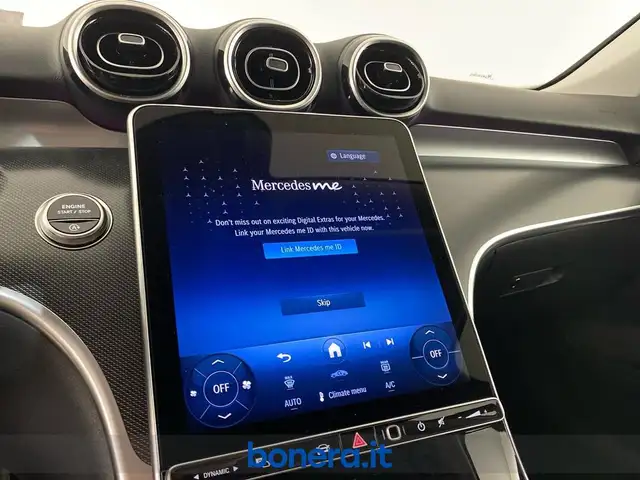 Mercedes-Benz C-Class view 15