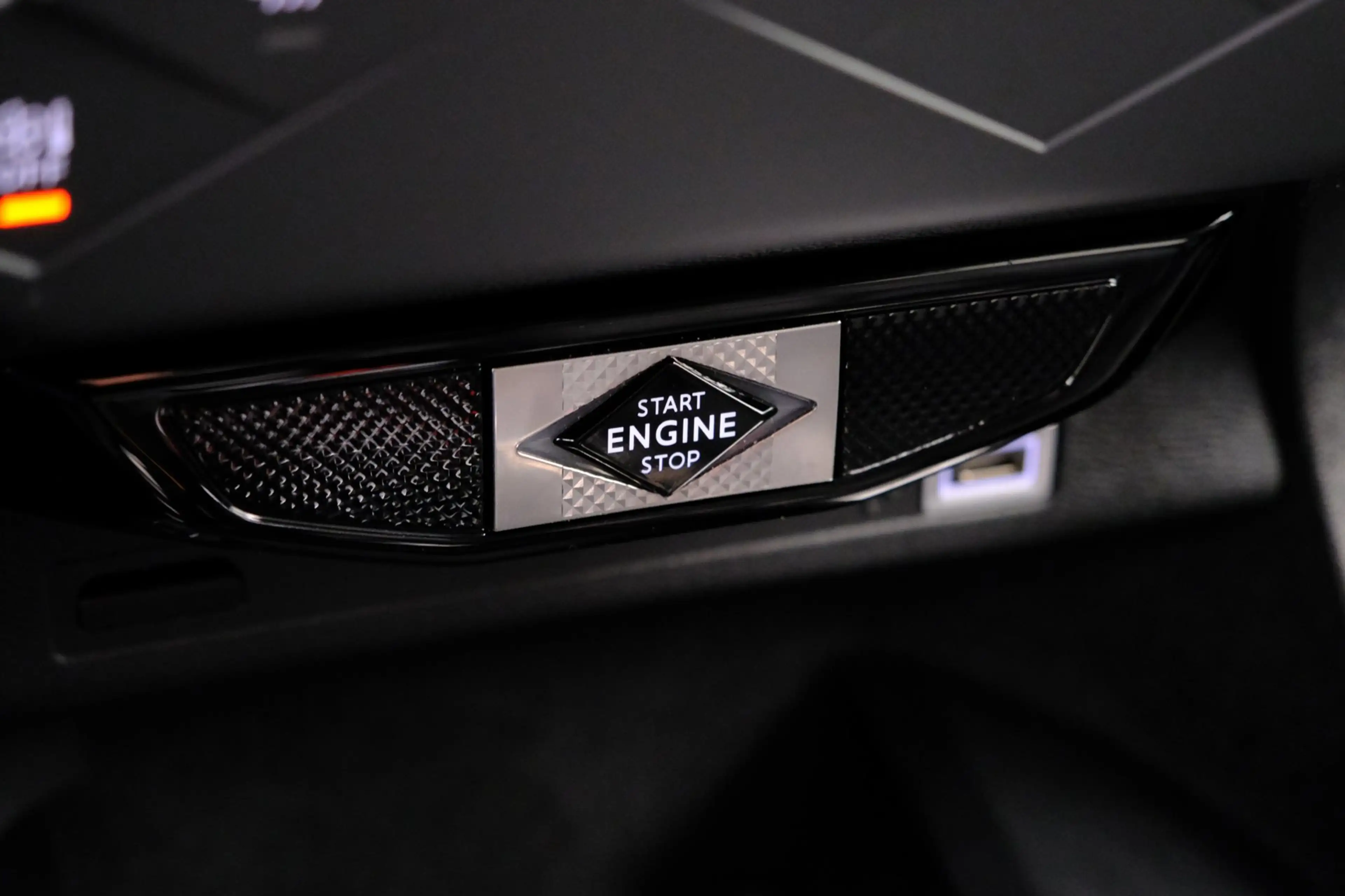 DS Automobiles DS 3 E-Tense Opéra 54 kWh Aut. Horlogeband Leder|CarPla — photo 35