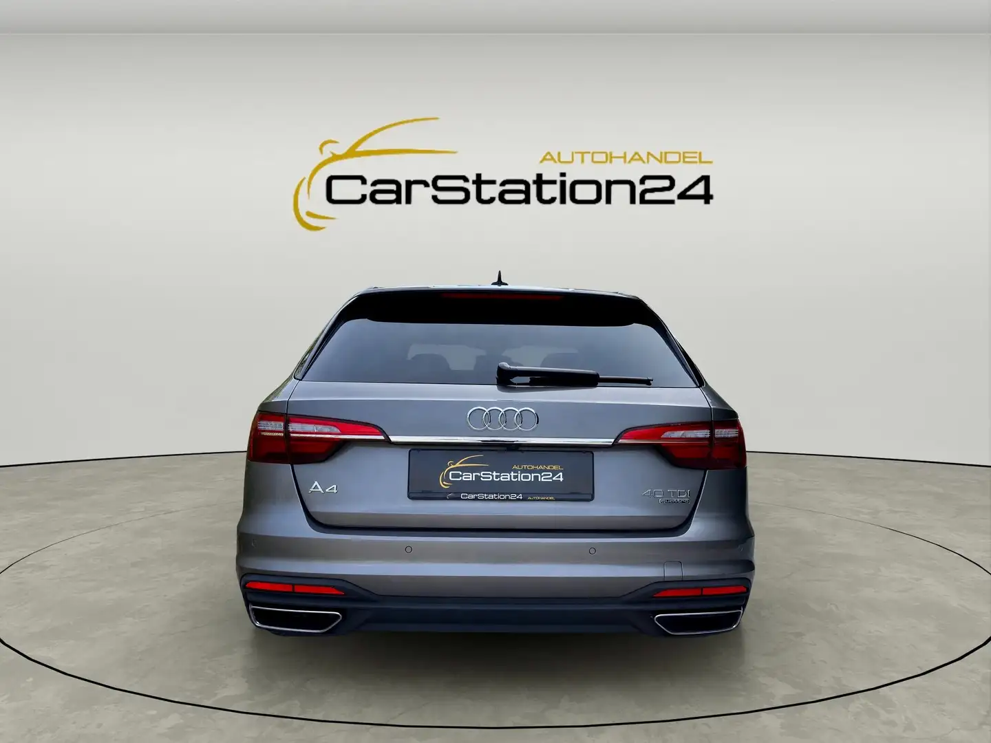 Audi A4 40TDI quattro*1BES*SPORTSITZ*ACC*AMBIENT*AHK*HCAM* Grau - 2
