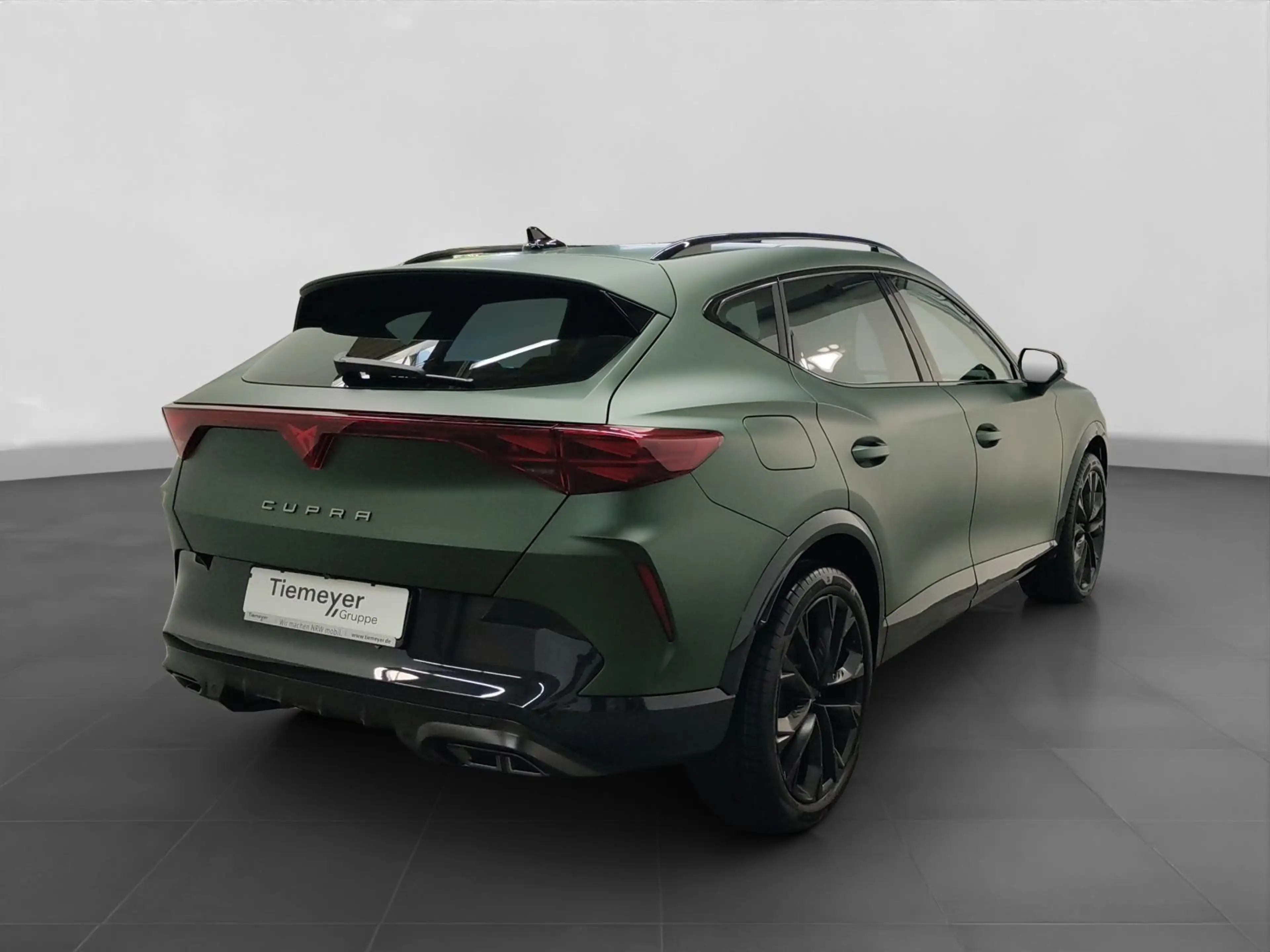CUPRA Formentor 1.5 TSI e-Hybrid TRIBE EDITION MATT LM — photo 3