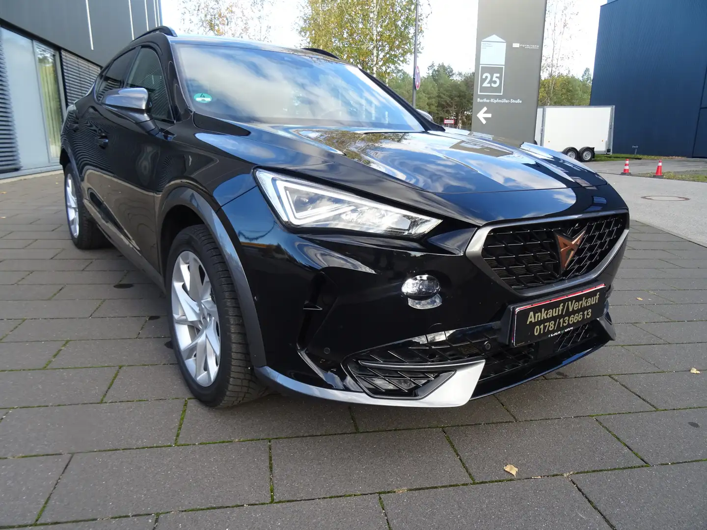 CUPRA Formentor Basis a 4Drive-Top Ausstattung Noir - 2