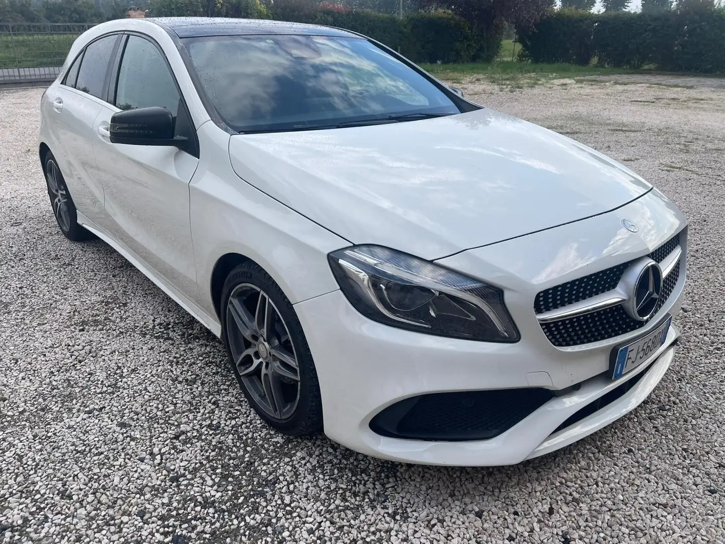 Mercedes-Benz A 200 A 200 d Automatic 4Matic Premium Wit - 2
