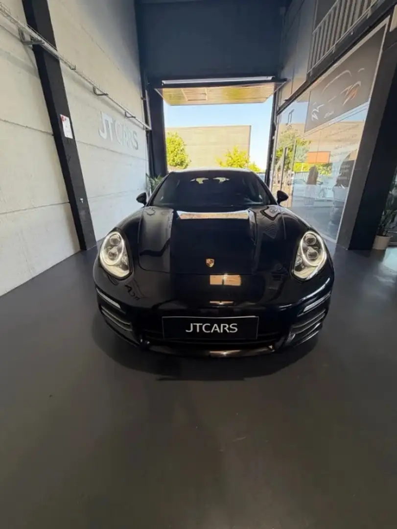 Porsche Panamera 4S PDK Negro - 2