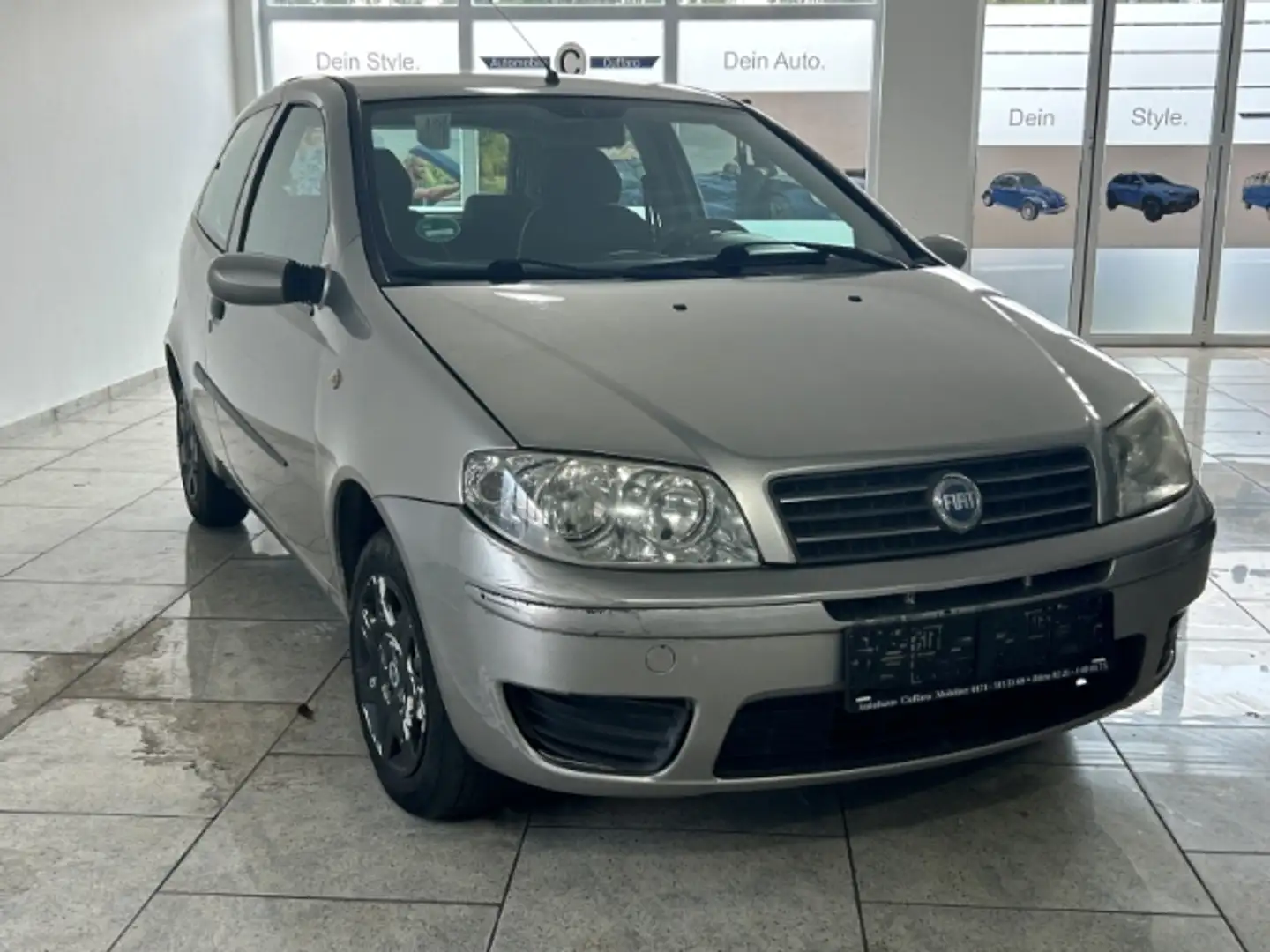 Fiat Punto 1.2 8V DynamicTÜV 3/27 Klima el.SP Spieg. beheizba Grau - 2