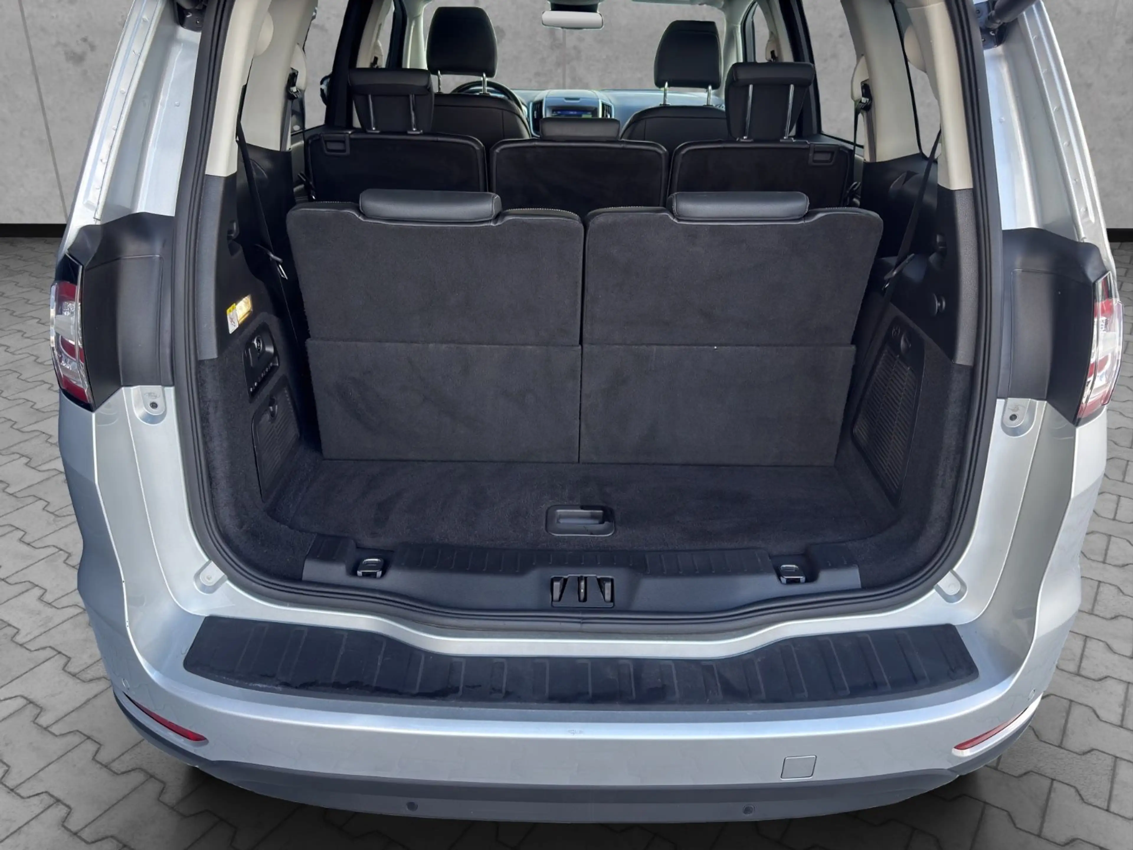 Ford Galaxy 2.0 Titanium X ACC BLIS Leder AHK 7-Sitze — photo 11