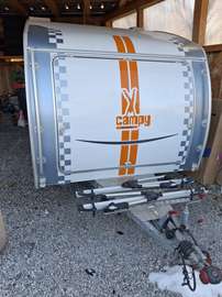campy mit großer Bugklappe für Fahrräder