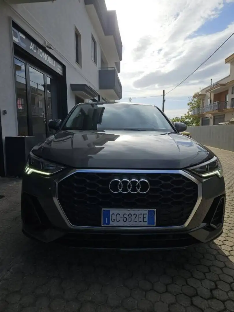 Audi Q3 35 2.0 tdi Business Plus s-tronic Verde - 2