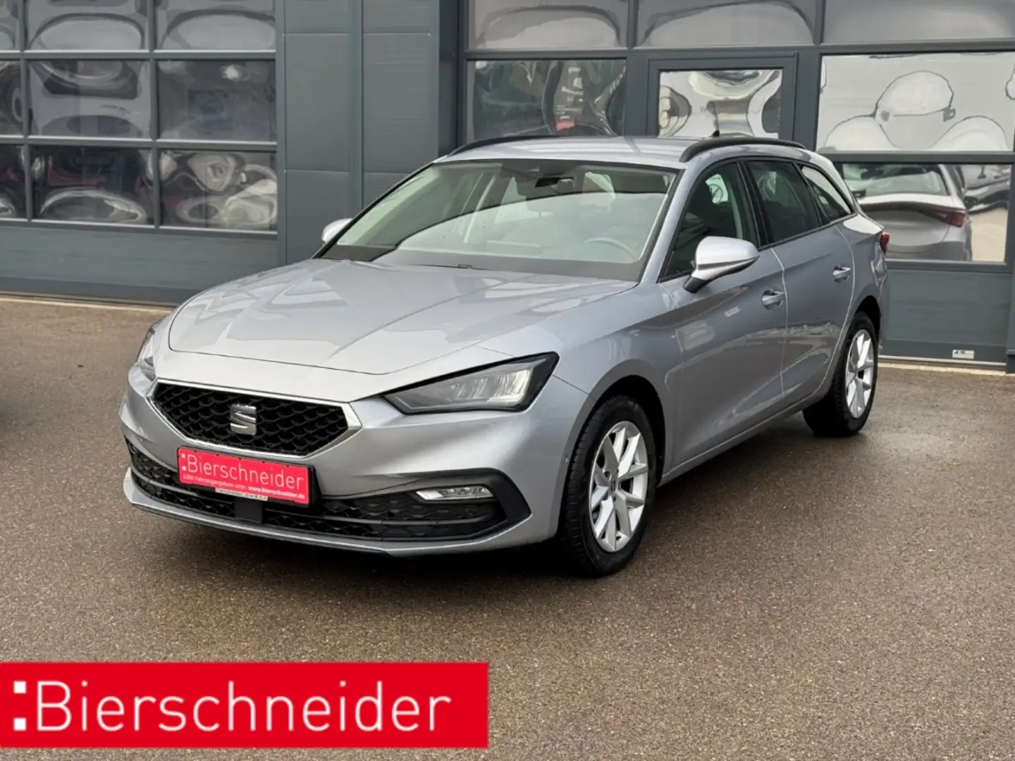 SEAT Leon Sportstourer 2.0 TDI DSG Style LED NAVI ACC SHZ Zilver - 1