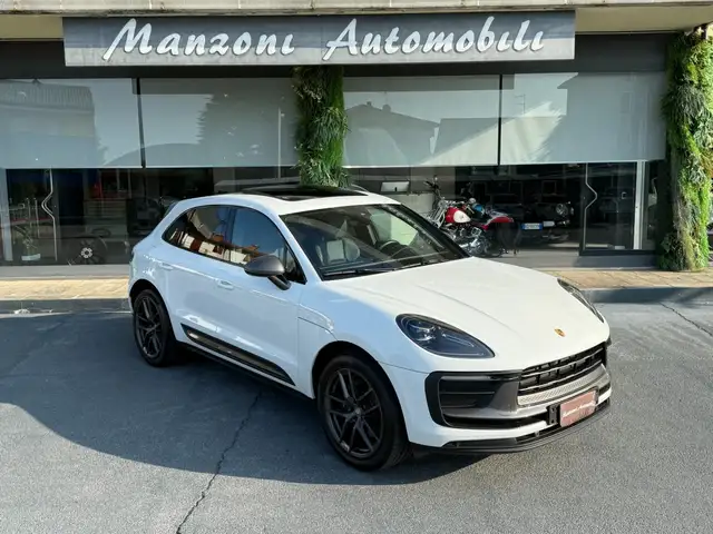 2023 Porsche Macan in White for sale