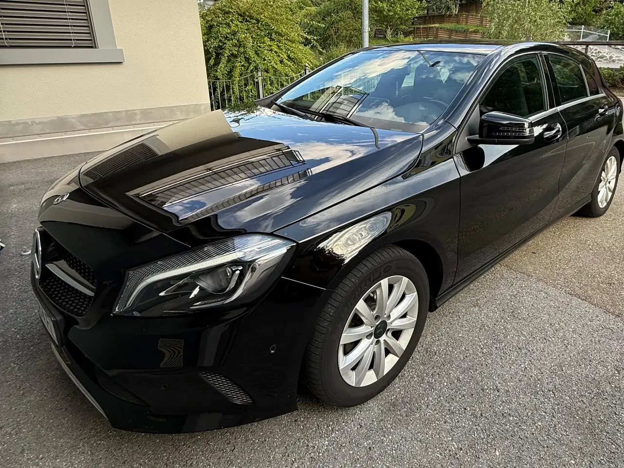 Mercedes-Benz A 180