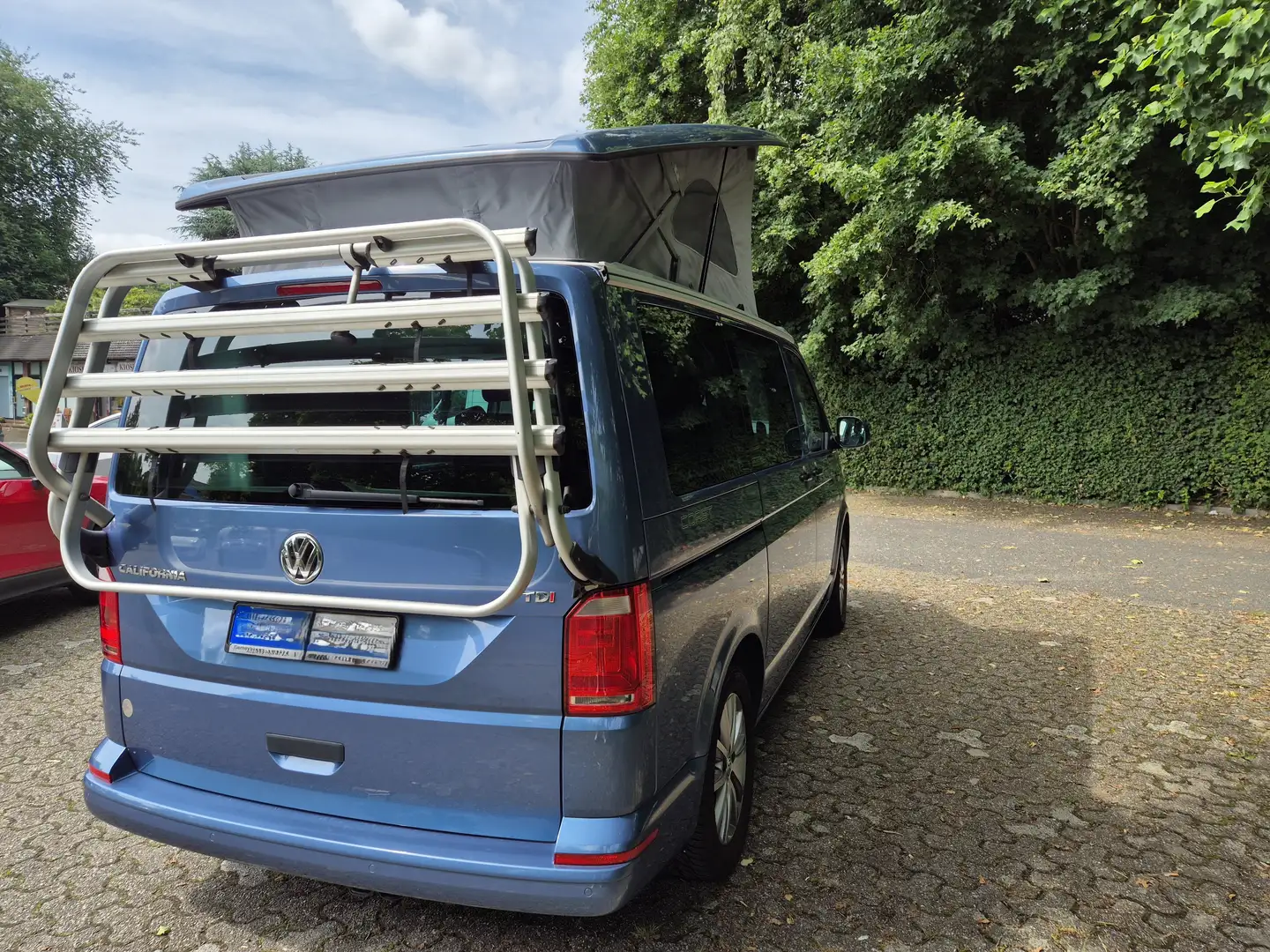 Volkswagen T6 California Coast Albastru - 2