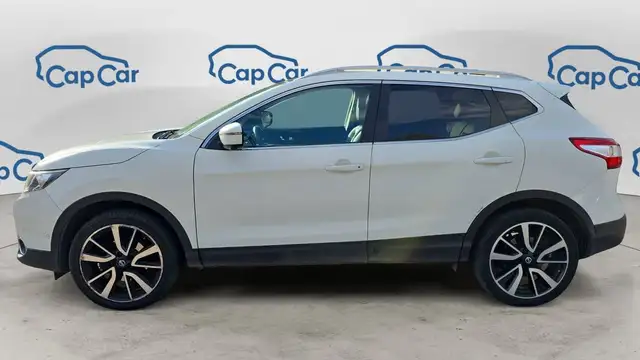 Nissan Qashqai view 2