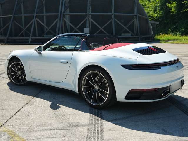 Porsche 992 911 Carrera Cabriolet Sportabgas/Bose/Sportchrono