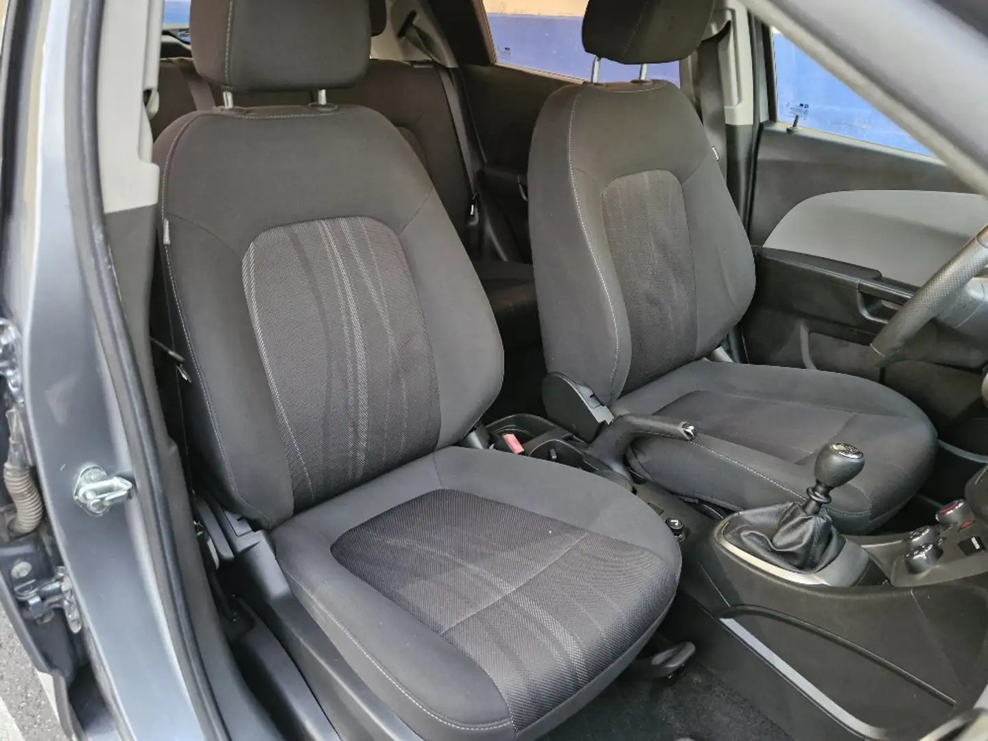 Chevrolet Aveo 1.2 16v LT Сірий - 2