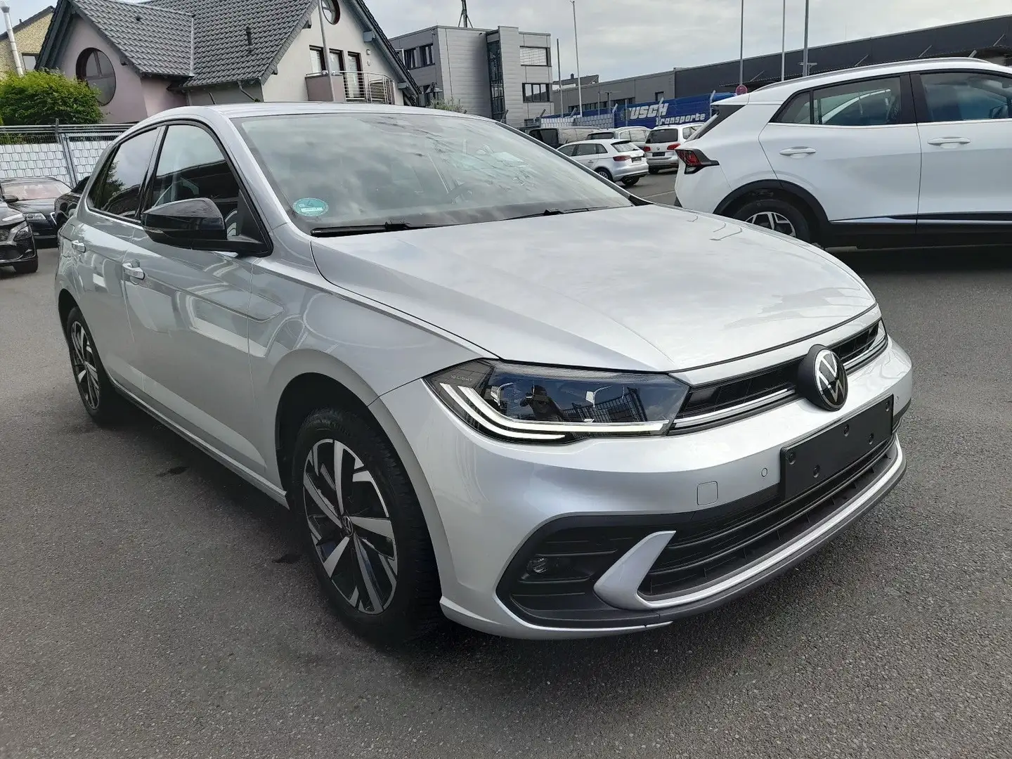 Volkswagen Polo VI Move, ACC,Navi,DSG,LED,IQDrive,Wie Neu! Plateado - 2
