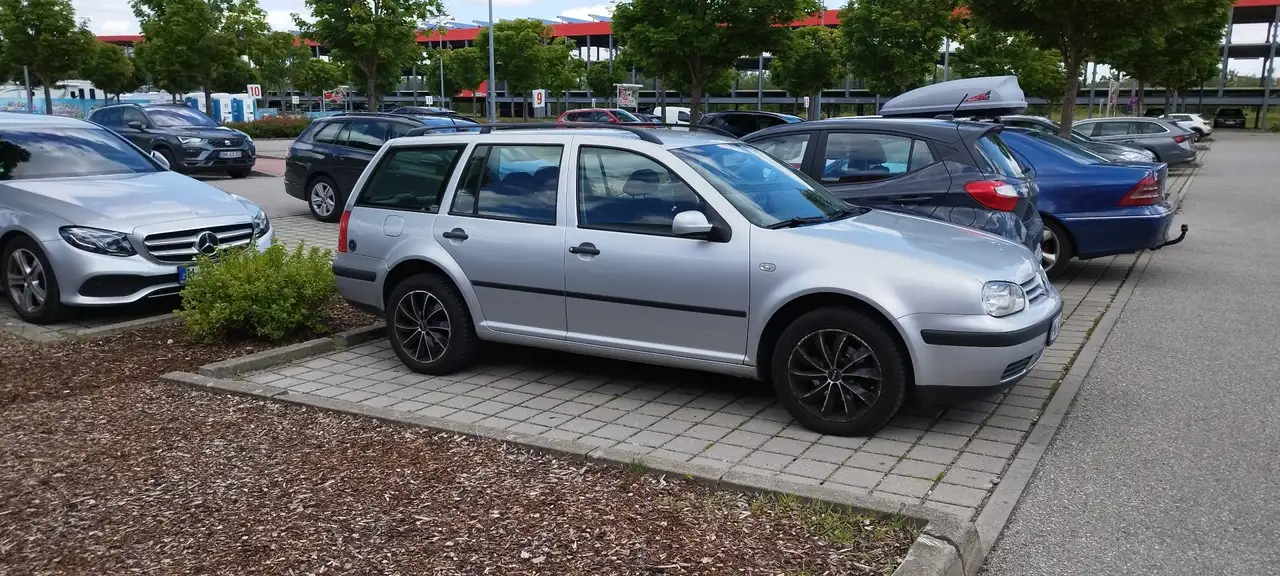 Volkswagen Golf Variant