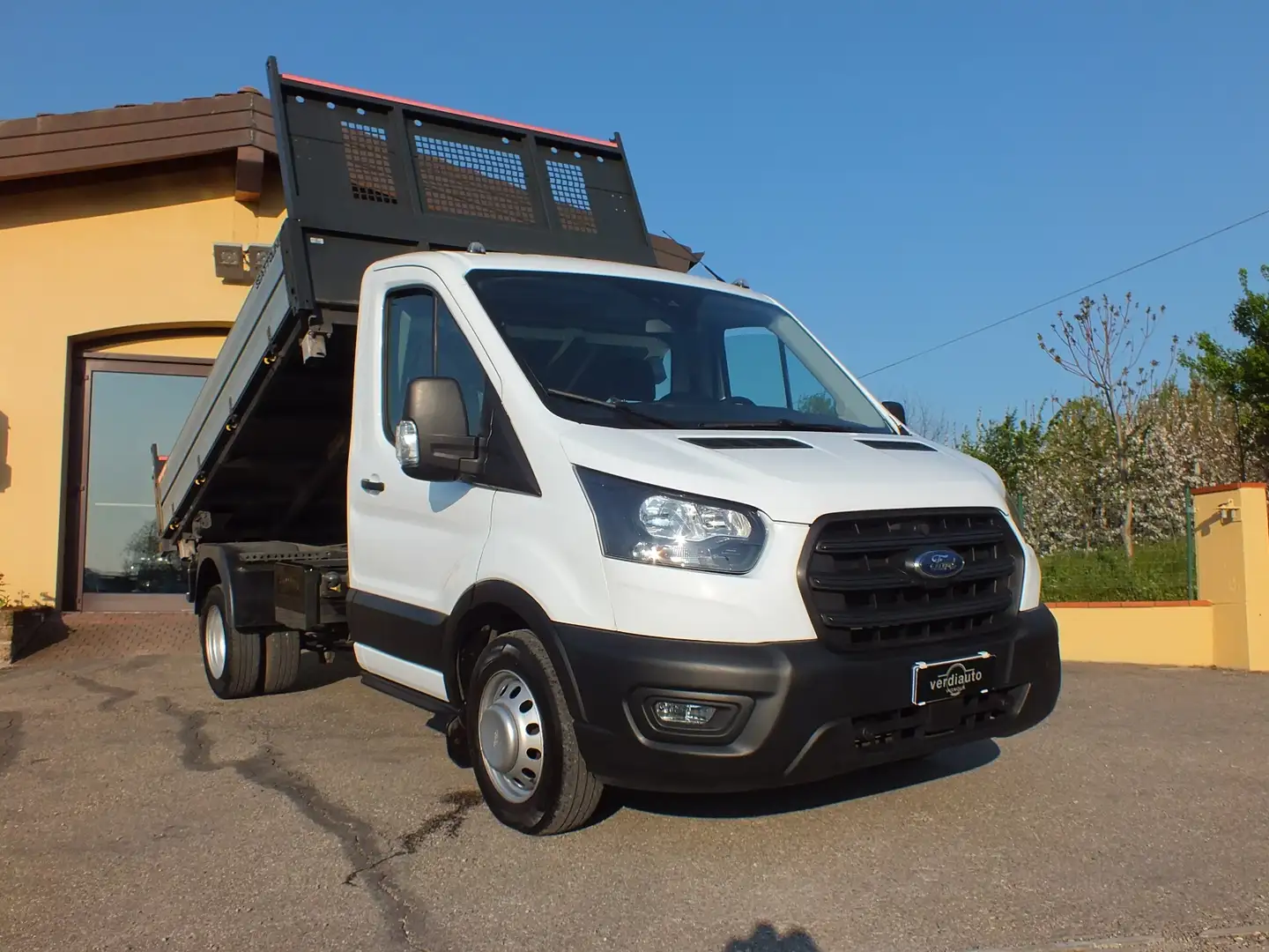 Ford Transit 350 2.0TDCi 130CV RIBALTABILE TRILAT. SCATTOLINI Bianco - 1