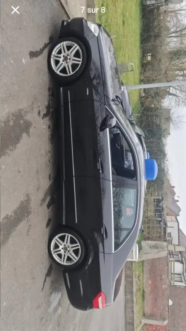 Mercedes-Benz E 200 CDI BE Elegance Start/Stop Černá - 2