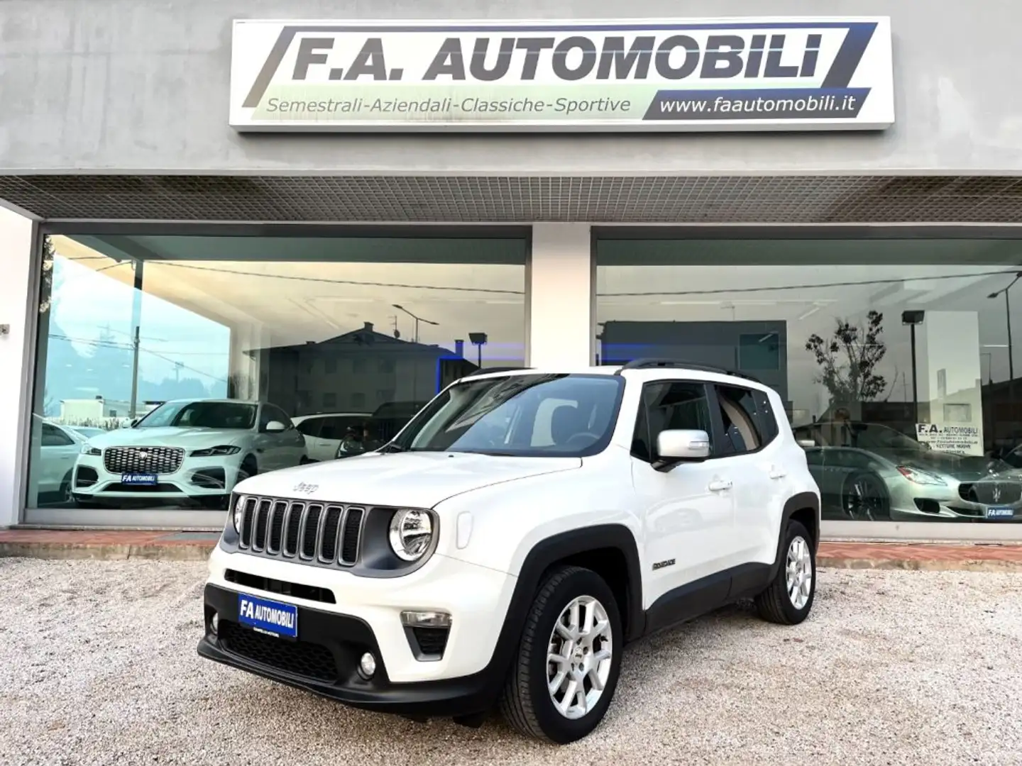 Jeep Renegade 1.5 Turbo T4 MHEV Limited Auto Wit - 1