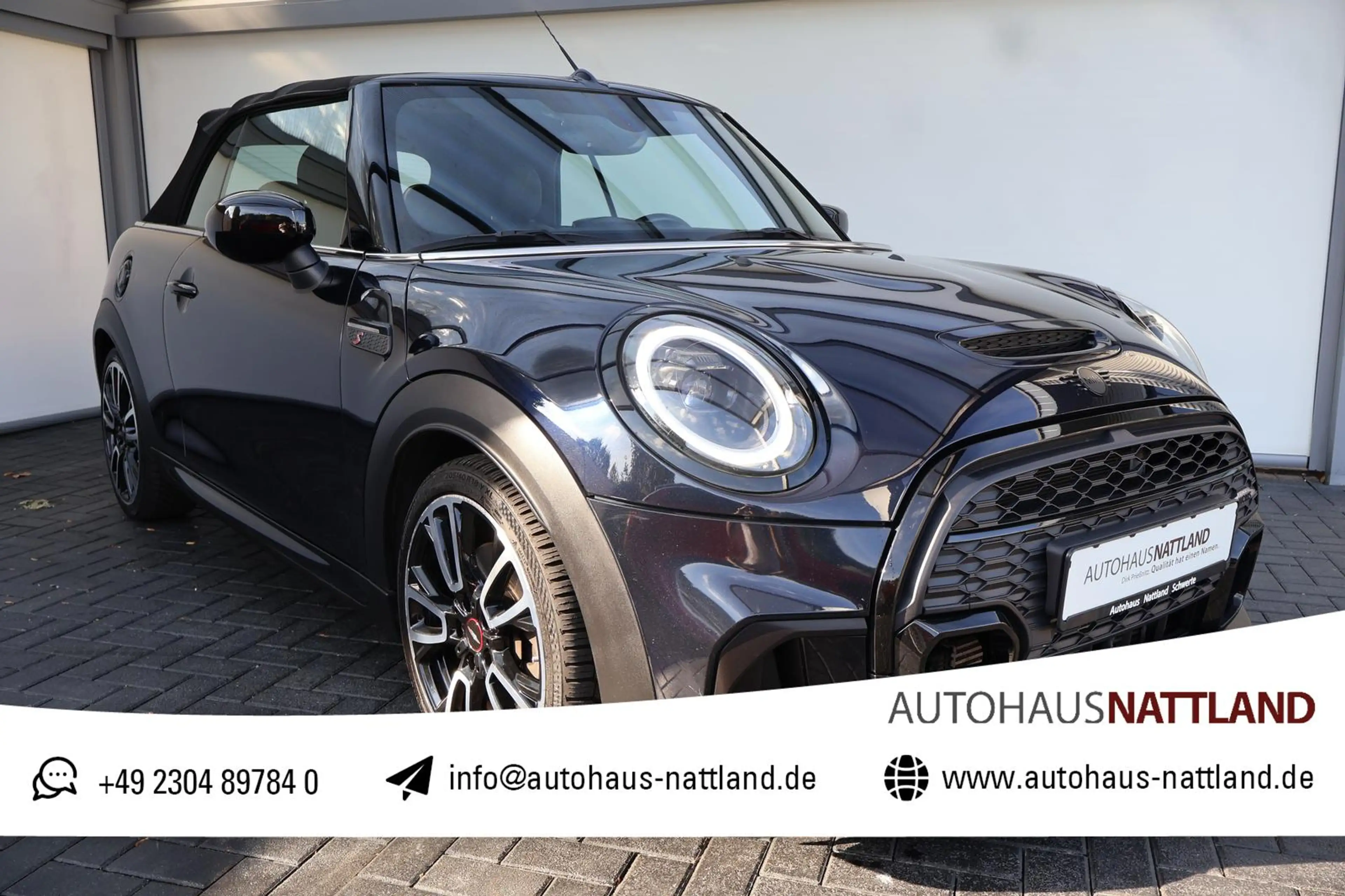 MINI Cooper S Cabrio John Cooper Works LED Navi Leder