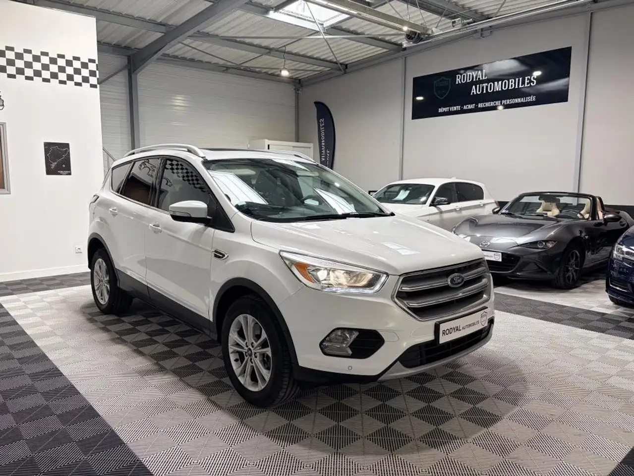 Ford Kuga II 2.0 TDCi 4x2 150cv TITANIUM